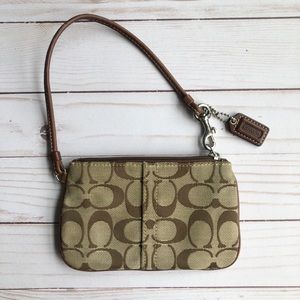 Coach Signature Jacquard Wristlet Wallet Bag